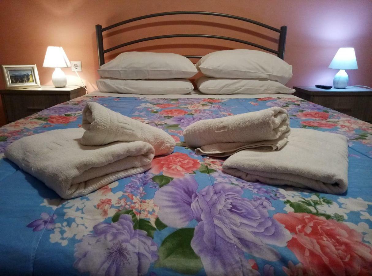 Beautiful Apartment In The Heart Of The City Corfu  Екстериор снимка