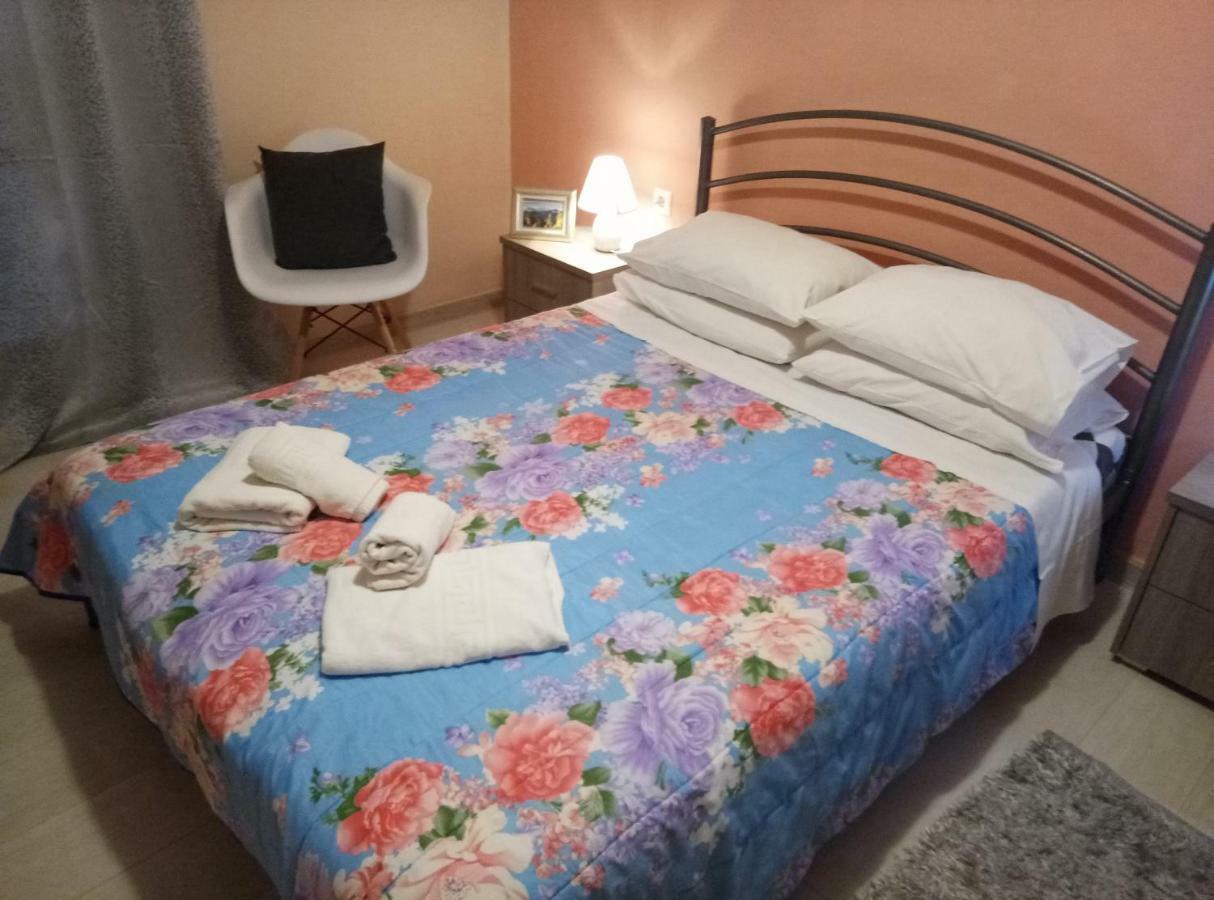 Beautiful Apartment In The Heart Of The City Corfu  Екстериор снимка